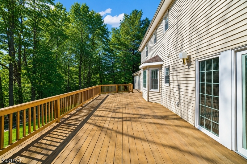 50 Pinewood Crescent Berkeley Heights, NJ 07922 - Photo 35 of 41