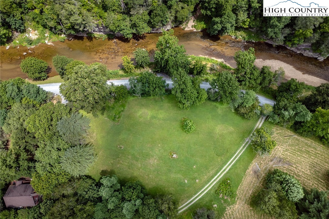 2647 Watauga River Road Sugar Grove, NC 28679 - Photo 25 of 35 Gallery Image 25