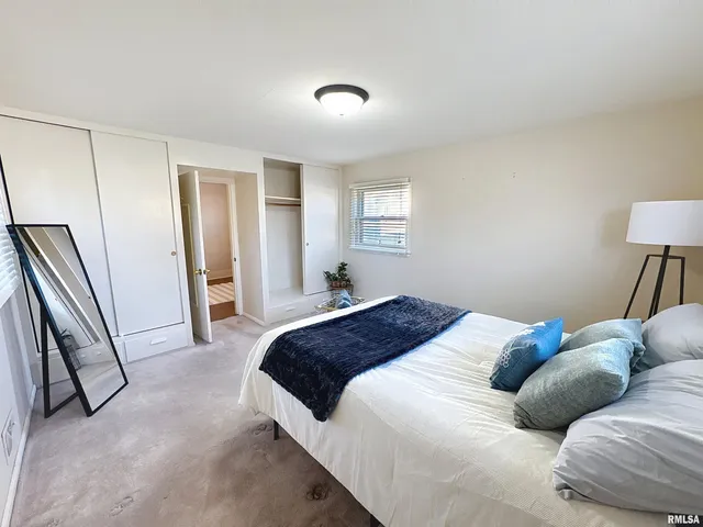 $129,900 | 2325 38th Street, Rock Island, IL 61201