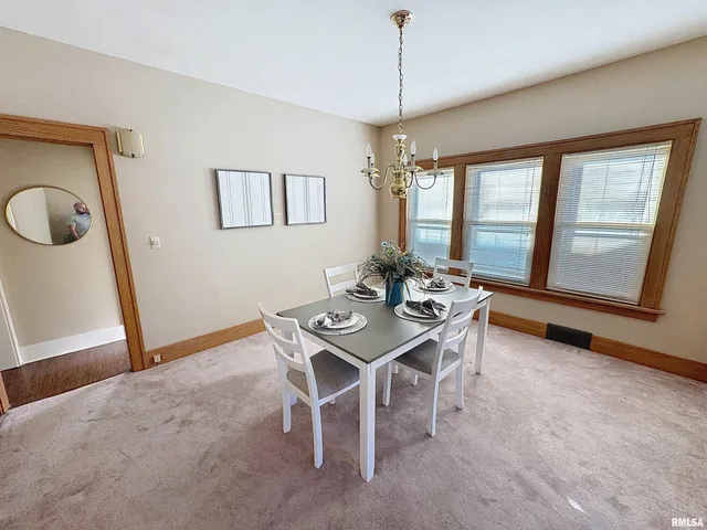 $129,900 | 2325 38th Street, Rock Island, IL 61201