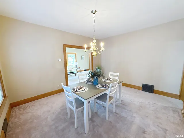 $129,900 | 2325 38th Street, Rock Island, IL 61201