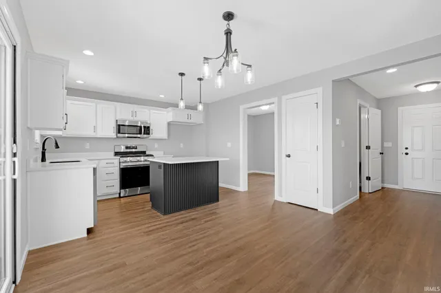 $349,900 | 18303 Peregrine Drive, New Paris, IN 46553