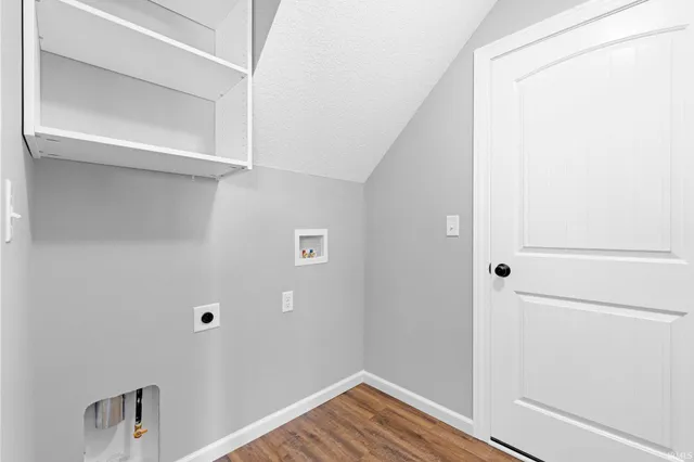 $349,900 | 18303 Peregrine Drive, New Paris, IN 46553