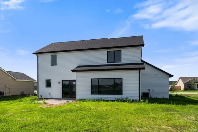 $349,900 | 18303 Peregrine Drive, New Paris, IN 46553