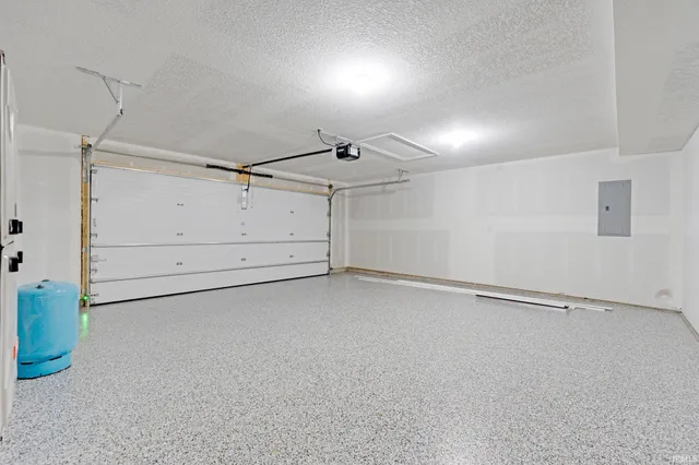 $349,900 | 18303 Peregrine Drive, New Paris, IN 46553