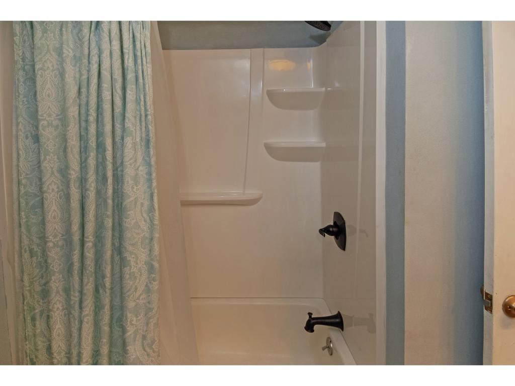 27 Smith Pond Road Raymond, NH 03077 - Photo 14 of 31
