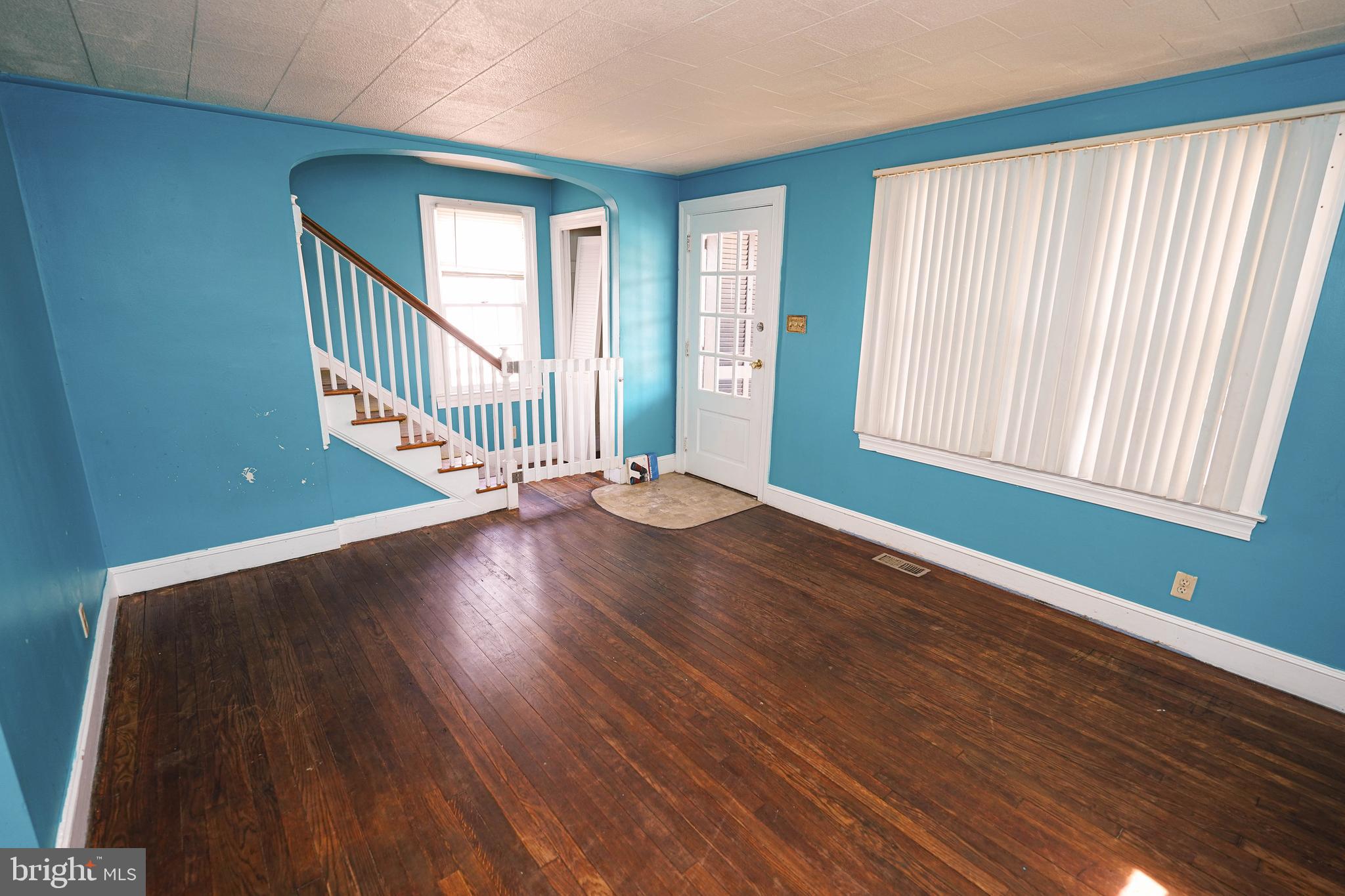 318 Locust Terrace Salisbury, MD 21801 - Photo 7 of 37