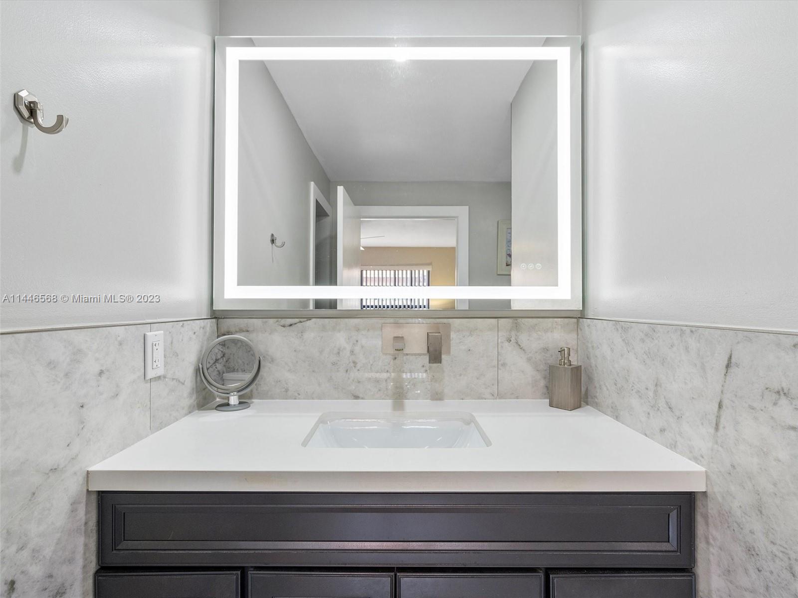 2358 Southwest 70th Way, Unit 6 Davie, FL 33317 - Photo 16 of 55