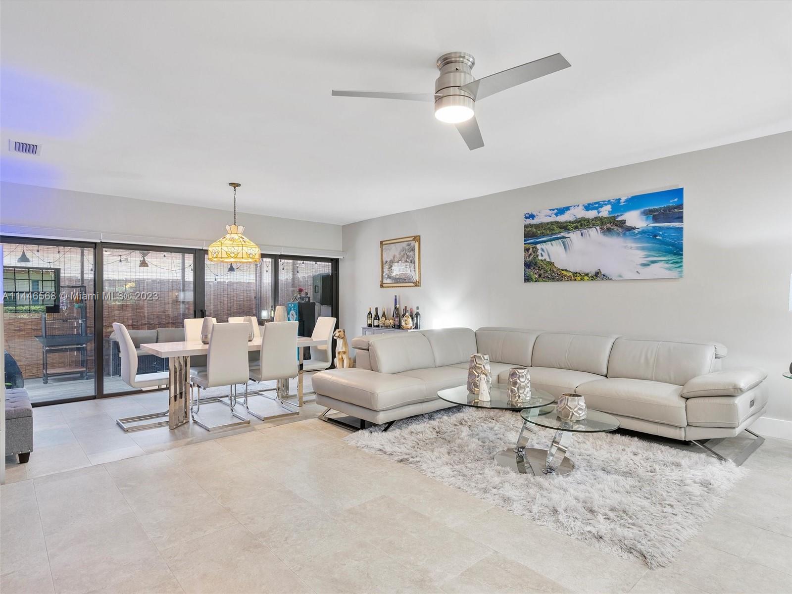 2358 Southwest 70th Way, Unit 6 Davie, FL 33317 - Photo 20 of 55