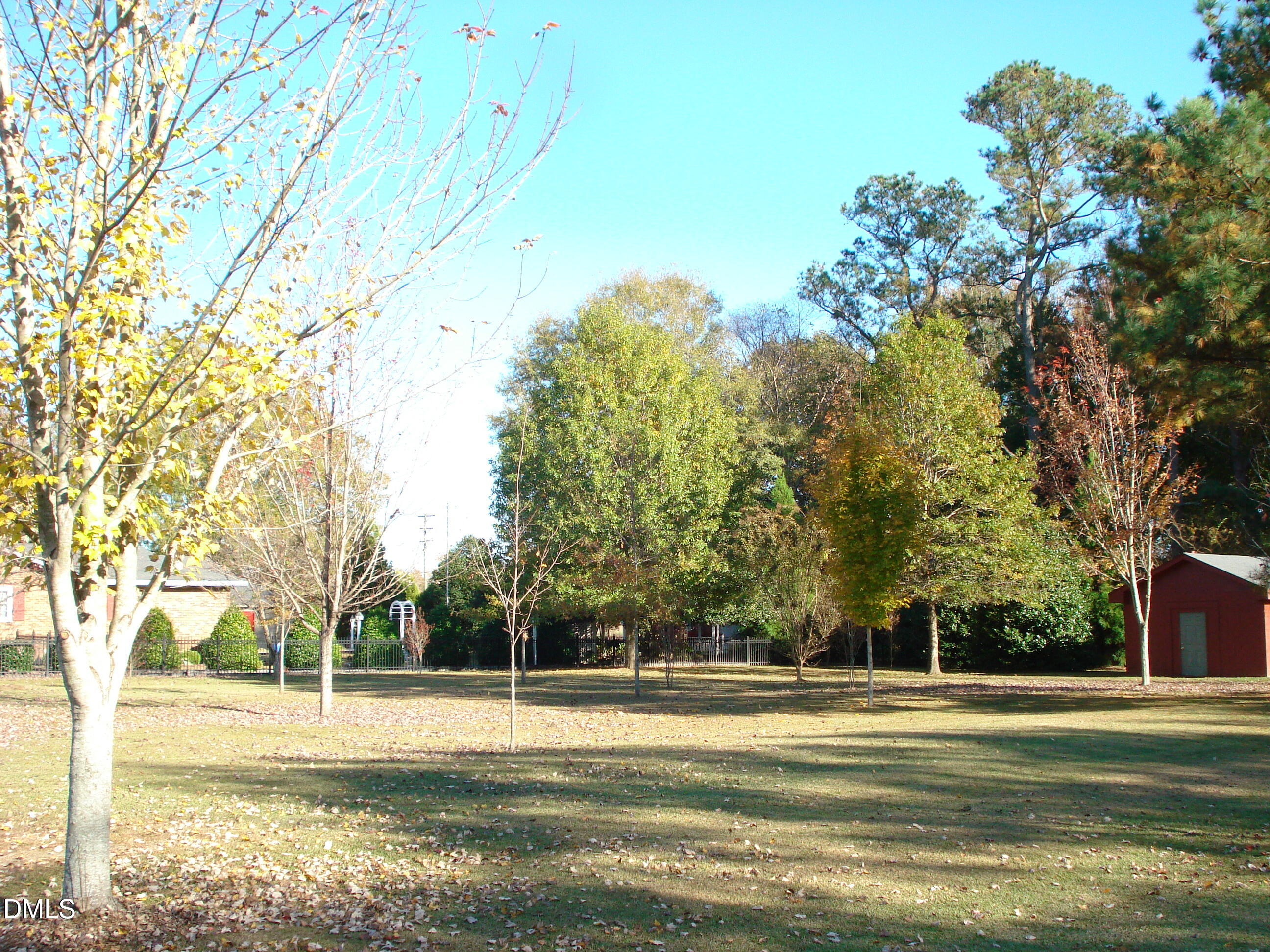 758 Antioch Church Road Dunn, NC 28334 - Photo 5 of 32 DSC08843