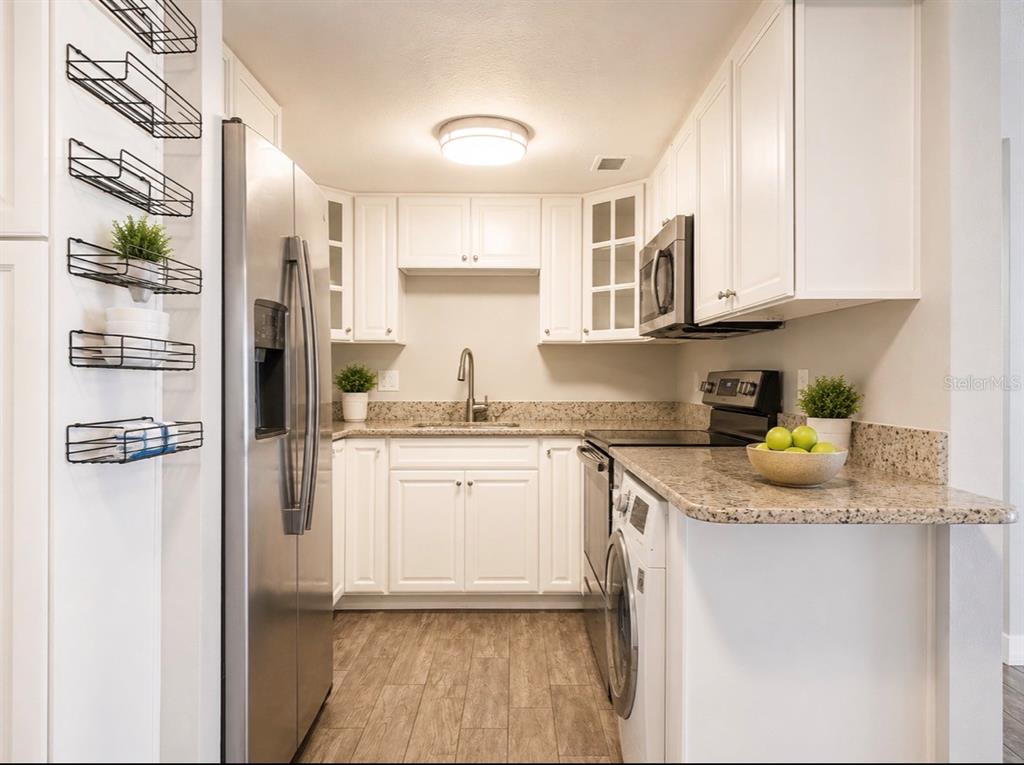 912 Lake Destiny Road, Unit D Altamonte Springs, FL 32714 - Photo 6 of 25