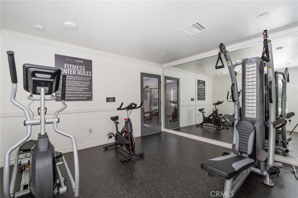 3535 Banbury Drive, Unit 119 Riverside, CA 92505 - Photo 21 of 23 a view of a room with gym equipment