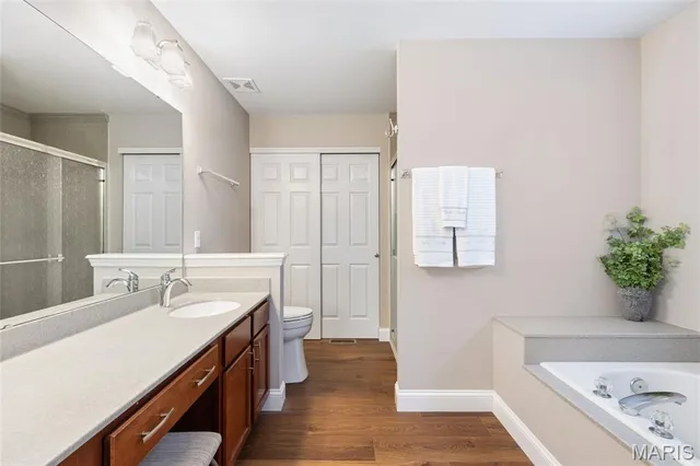 $434,900 | 215 Highland Meadows Drive, Wentzville, MO 63385