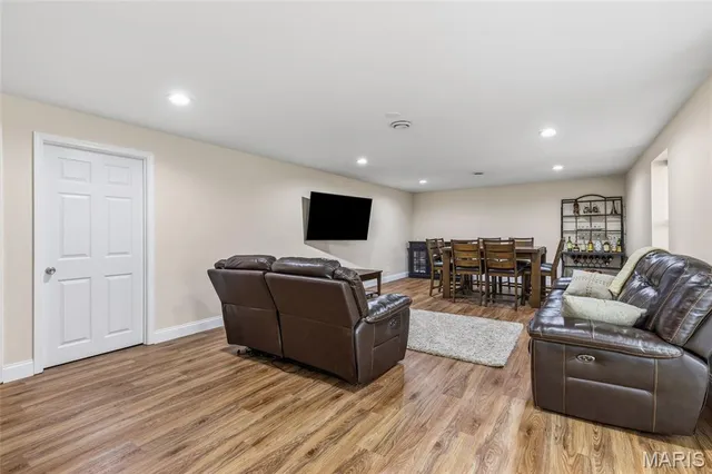 $434,900 | 215 Highland Meadows Drive, Wentzville, MO 63385