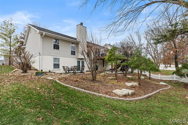 $434,900 | 215 Highland Meadows Drive, Wentzville, MO 63385