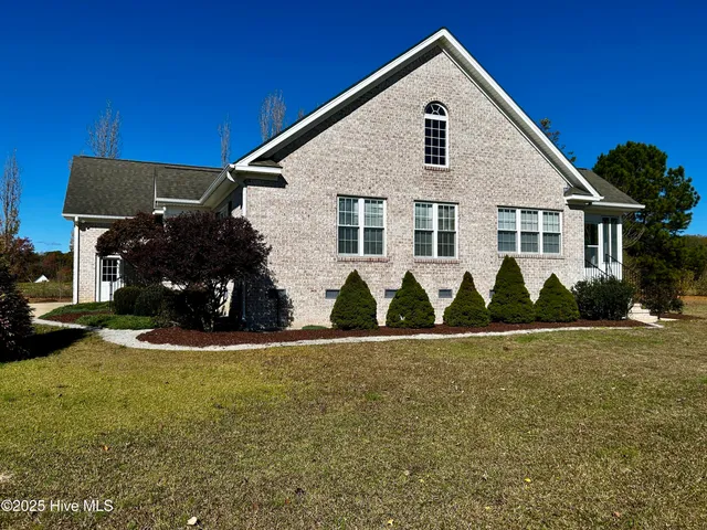 $409,000 | 7706 Old Beulah Road, Kenly, NC 27542