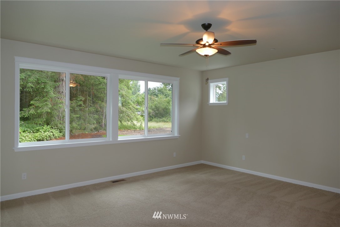 2345 Lilly Road Northeast Olympia, WA 98506 - Photo 14 of 25 Gallery Image 14
