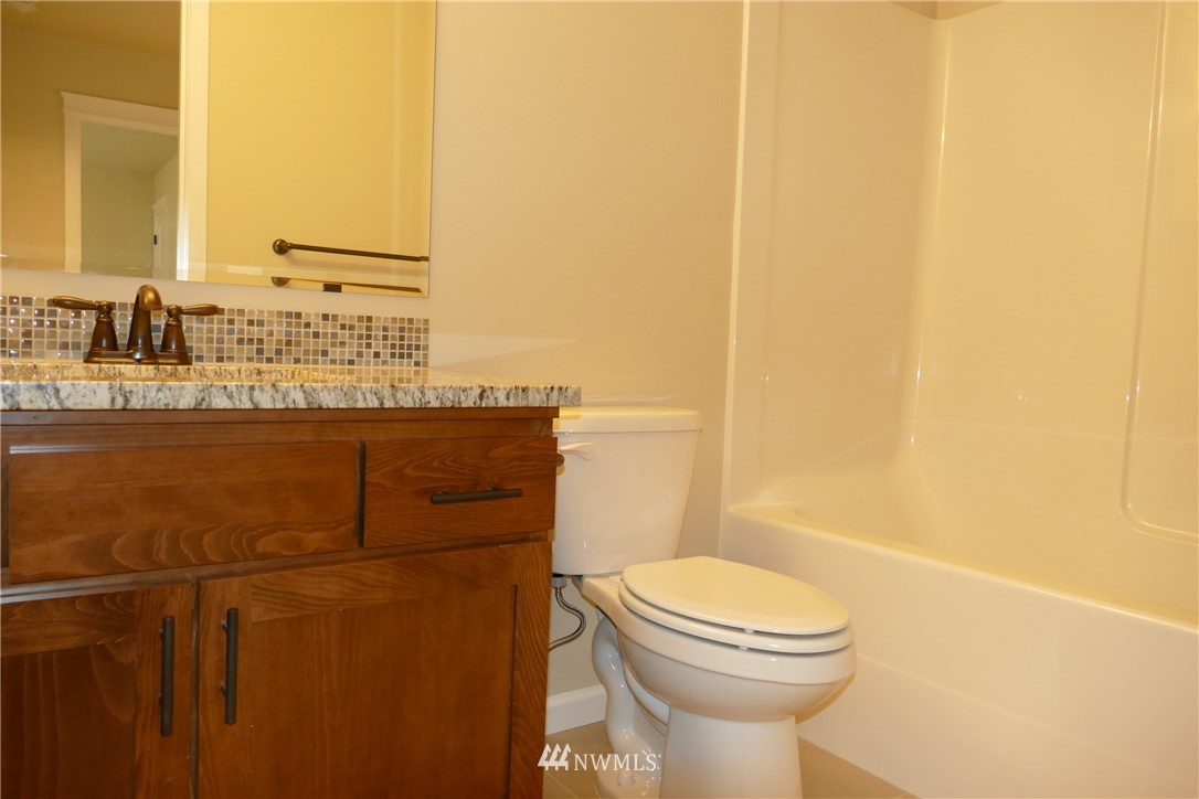 2345 Lilly Road Northeast Olympia, WA 98506 - Photo 21 of 25 Gallery Image 21