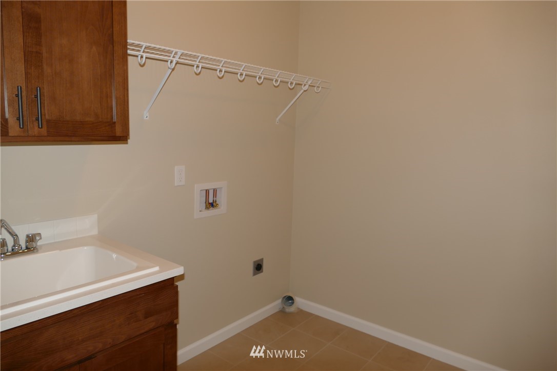 2345 Lilly Road Northeast Olympia, WA 98506 - Photo 22 of 25 Gallery Image 22