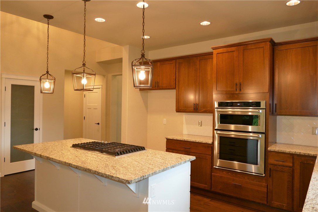 2345 Lilly Road Northeast Olympia, WA 98506 - Photo 7 of 25 Gallery Image 7