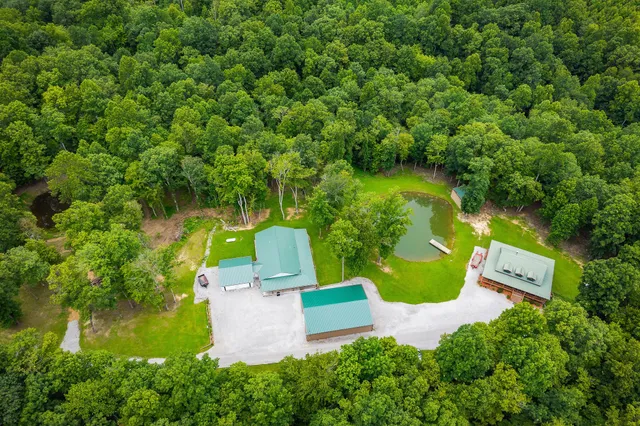 $1,225,000 | 137 ALLENS Way, Crossville, TN 38572