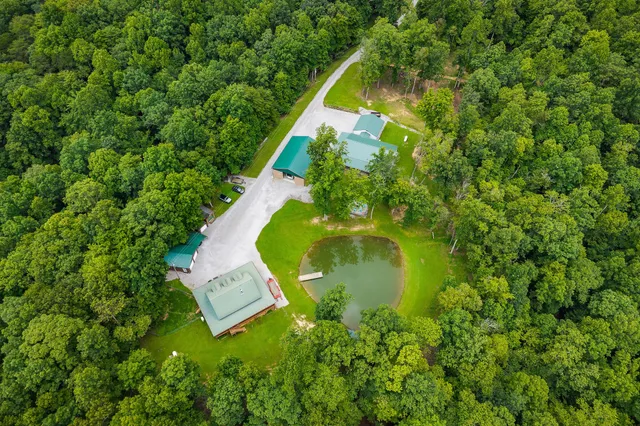 $1,225,000 | 137 ALLENS Way, Crossville, TN 38572
