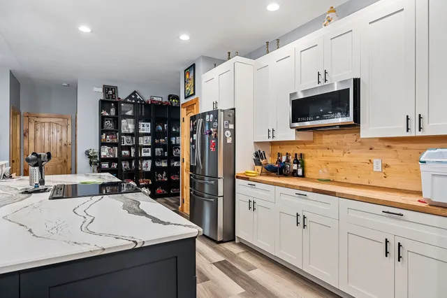 $1,225,000 | 137 ALLENS Way, Crossville, TN 38572