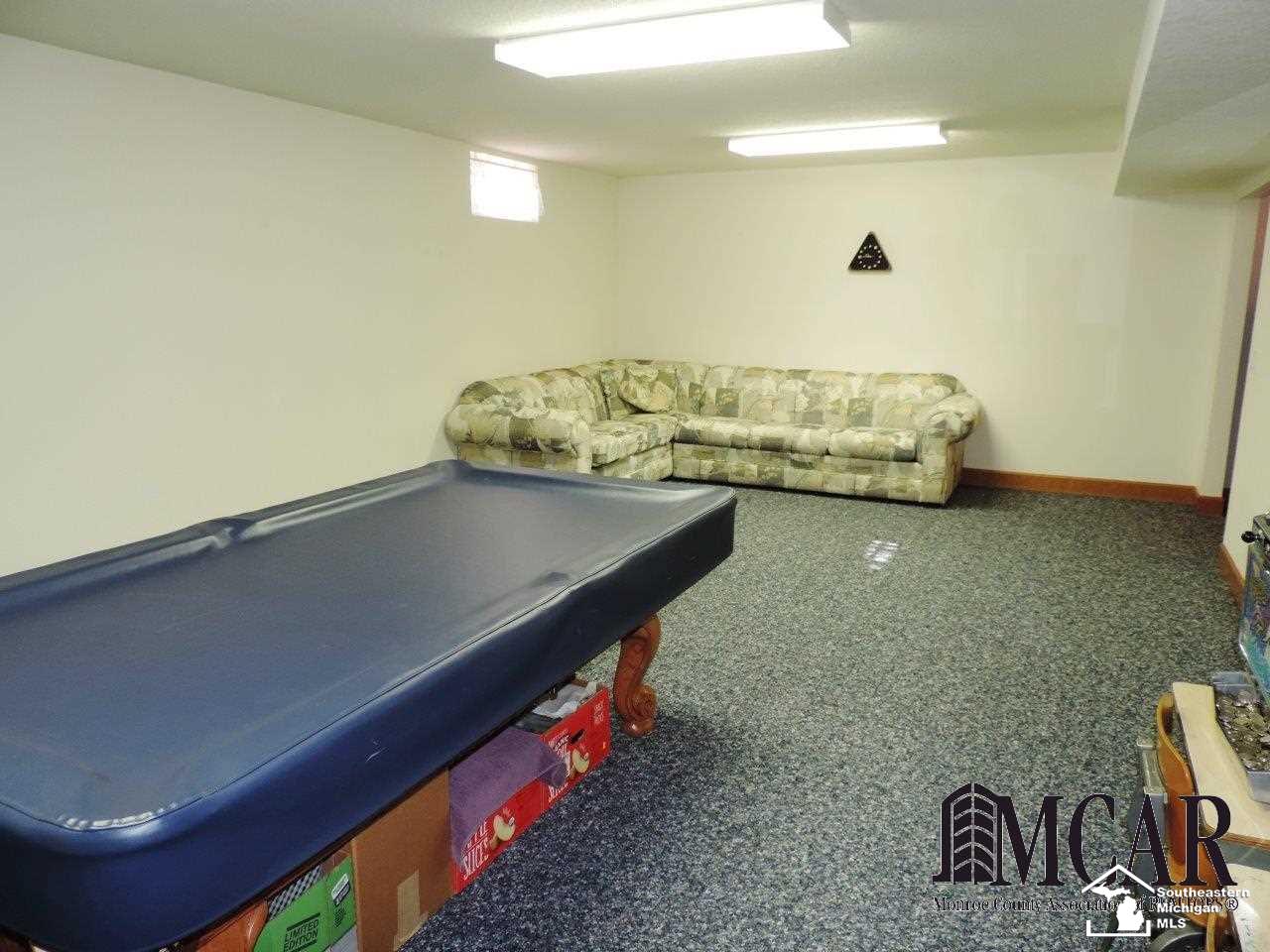 9536 Jackman Road Temperance, MI 48182 - Photo 29 of 44