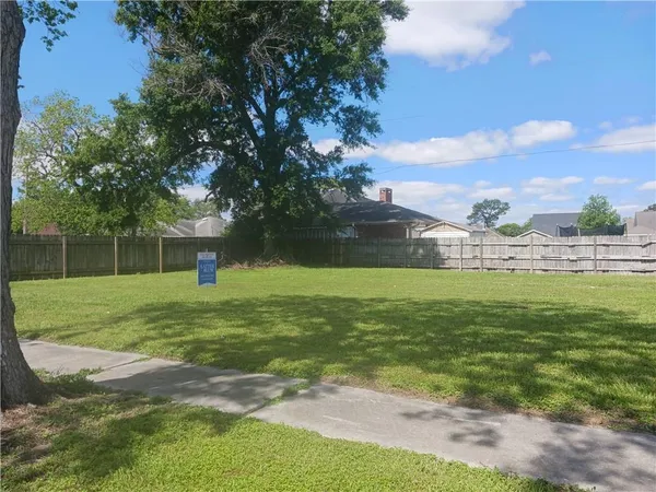 $34,500 | 3104 Rosetta Drive, Chalmette, LA 70043