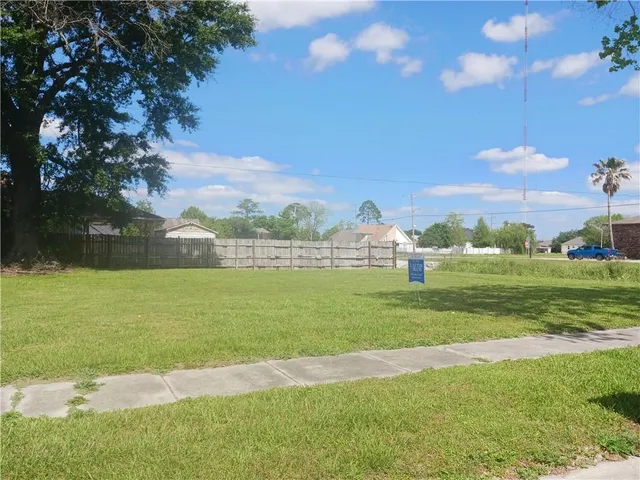 $35,500 | 3104 Rosetta Drive, Chalmette, LA 70043