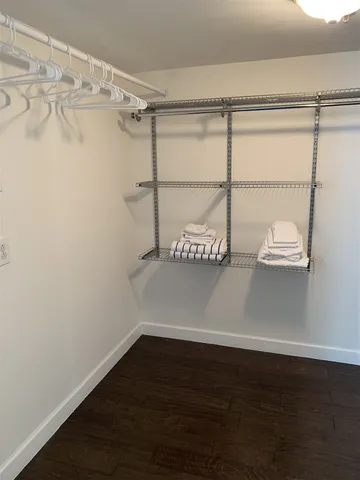 $2,800 | 300 South Duval Street, Unit 812, Tallahassee, FL 32301