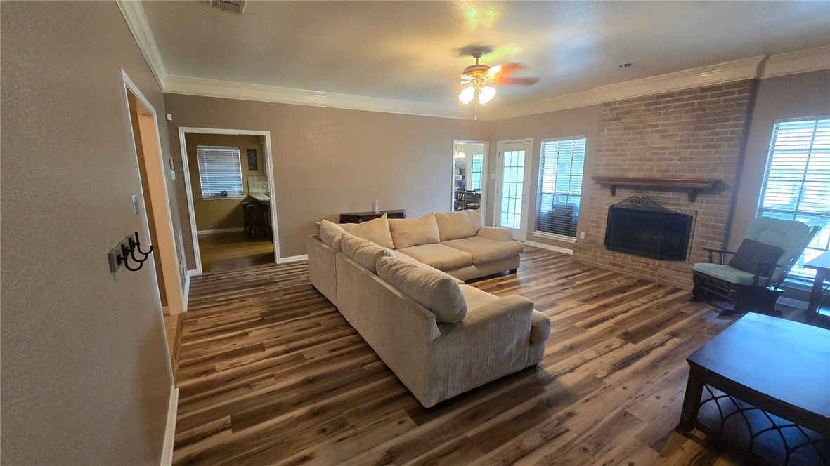 6314 Ramsgate Circle Corpus Christi, TX 78414 - Photo 3 of 40