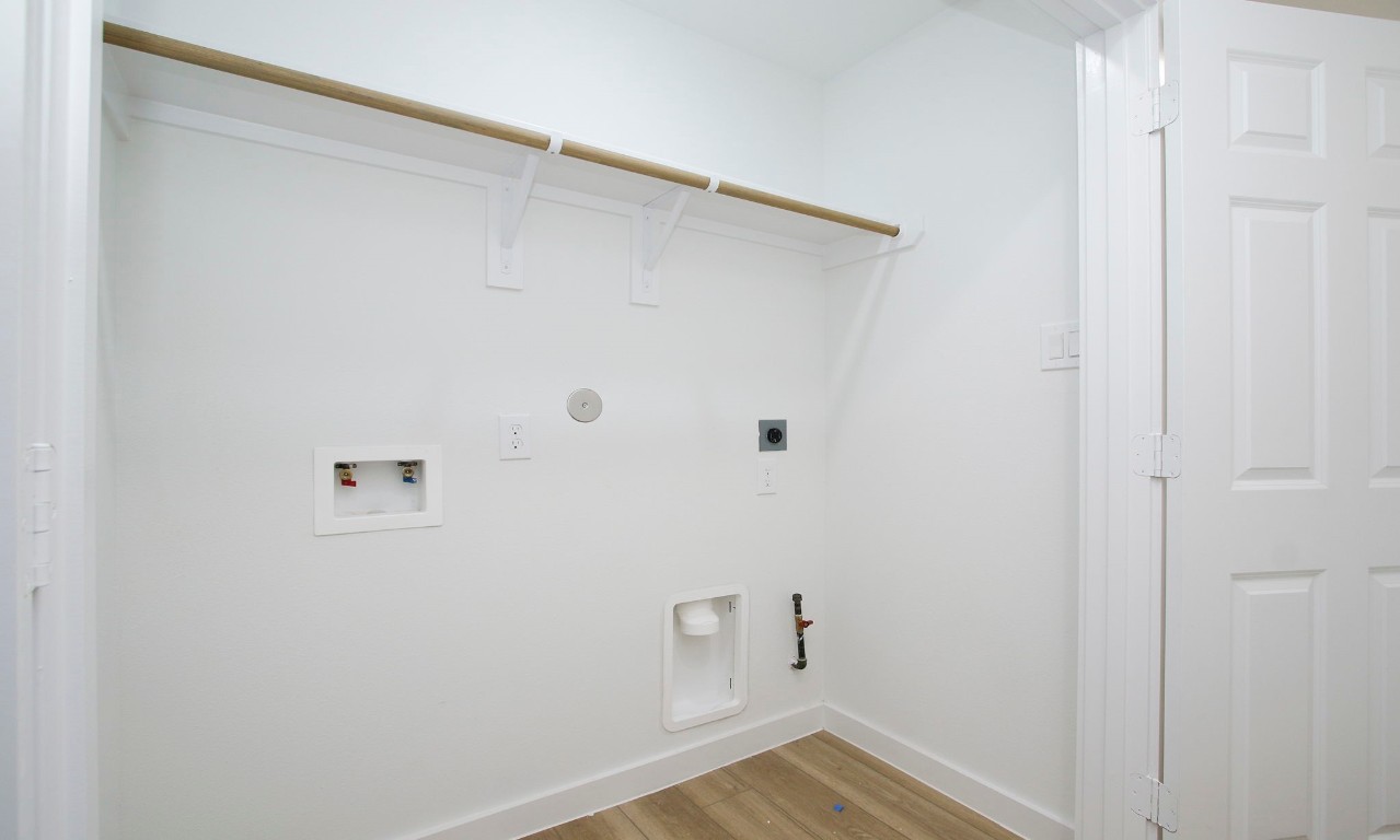 2717 Discovery Trails Conroe, TX 77301 - Photo 22 of 46 a view of bathroom