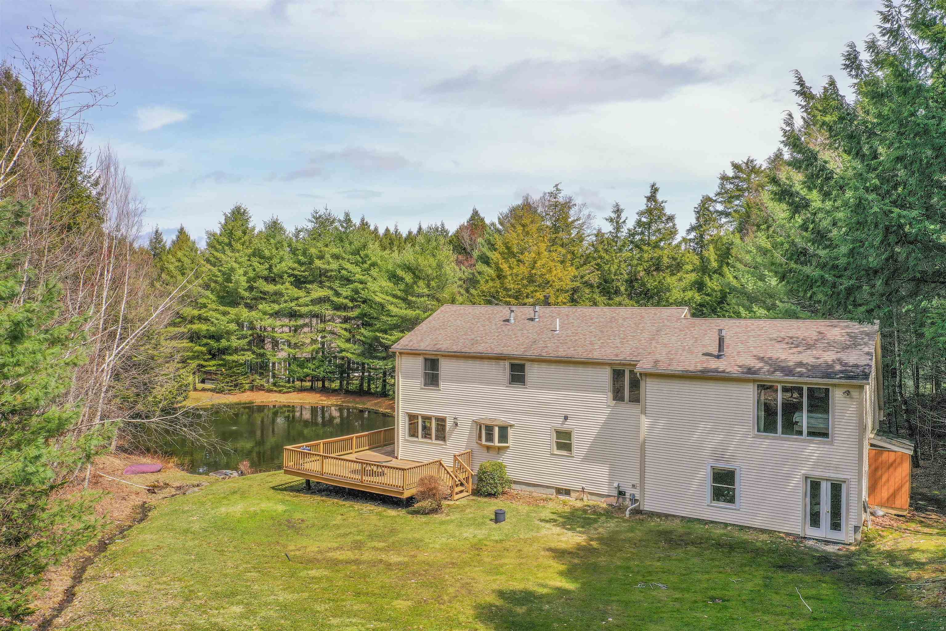 307 Winterbird Road Stowe, VT 05672 - Photo 5 of 52