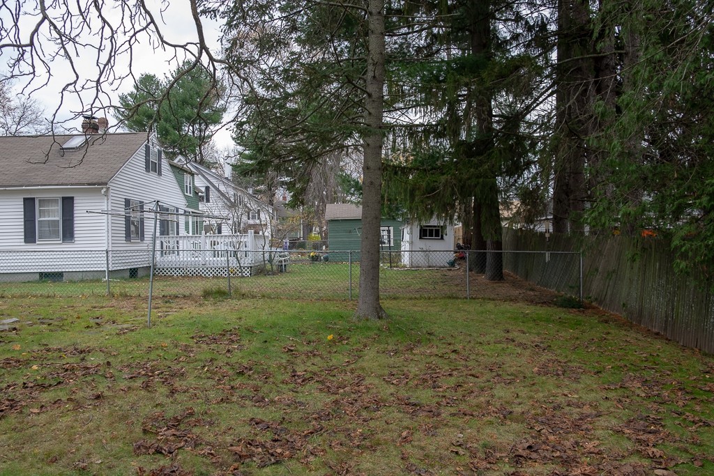 33 Gleason Road Shrewsbury, MA 01545 - Photo 4 of 25 Gallery Image 4