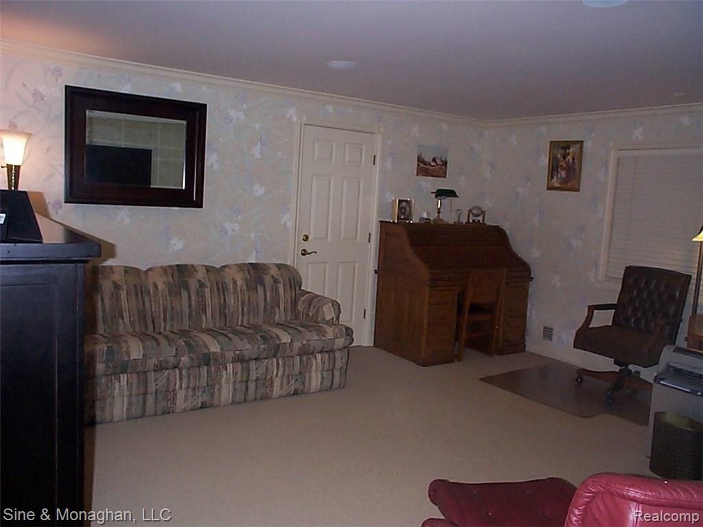 1177 River Road St. Clair, MI 48079 - Photo 21 of 58 21 BEDROOM 3 1177 RIVER.jpg