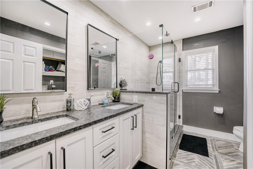 9005 Ridgestone Court Roswell, GA 30076 - Photo 20 of 27