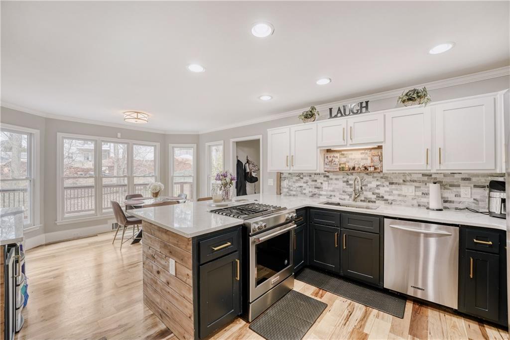 9005 Ridgestone Court Roswell, GA 30076 - Photo 10 of 27