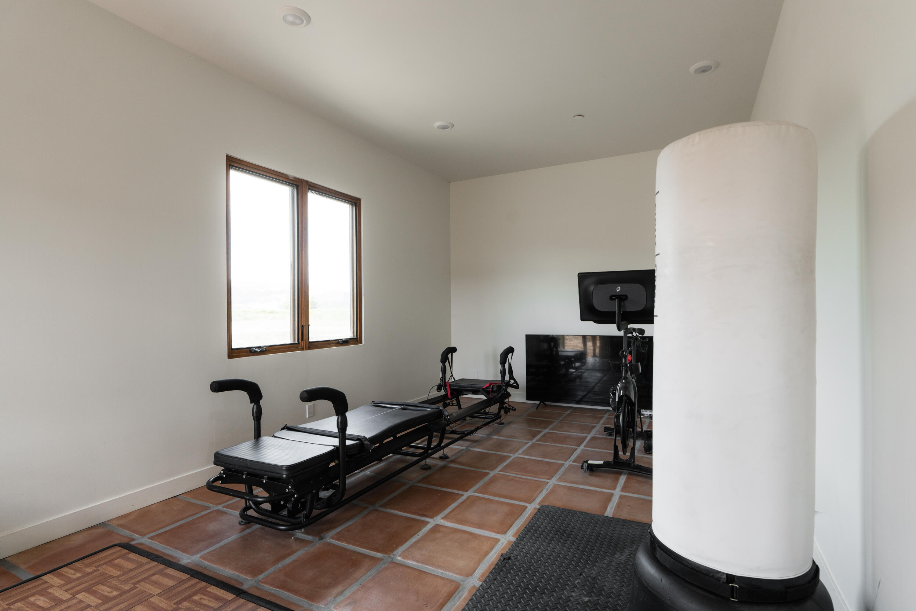 175 White Oak Road Santa Ynez, CA 93460 - Photo 44 of 44 Gym