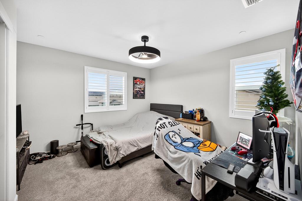 1397 Rio Grande Drive Plumas Lake, CA 95961 - Photo 37 of 54