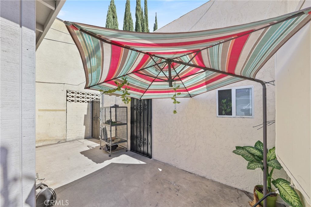 15323 Paramount Boulevard Paramount, CA 90723 - Photo 42 of 72 15323 Paramount Blvd: Pet Store Rear