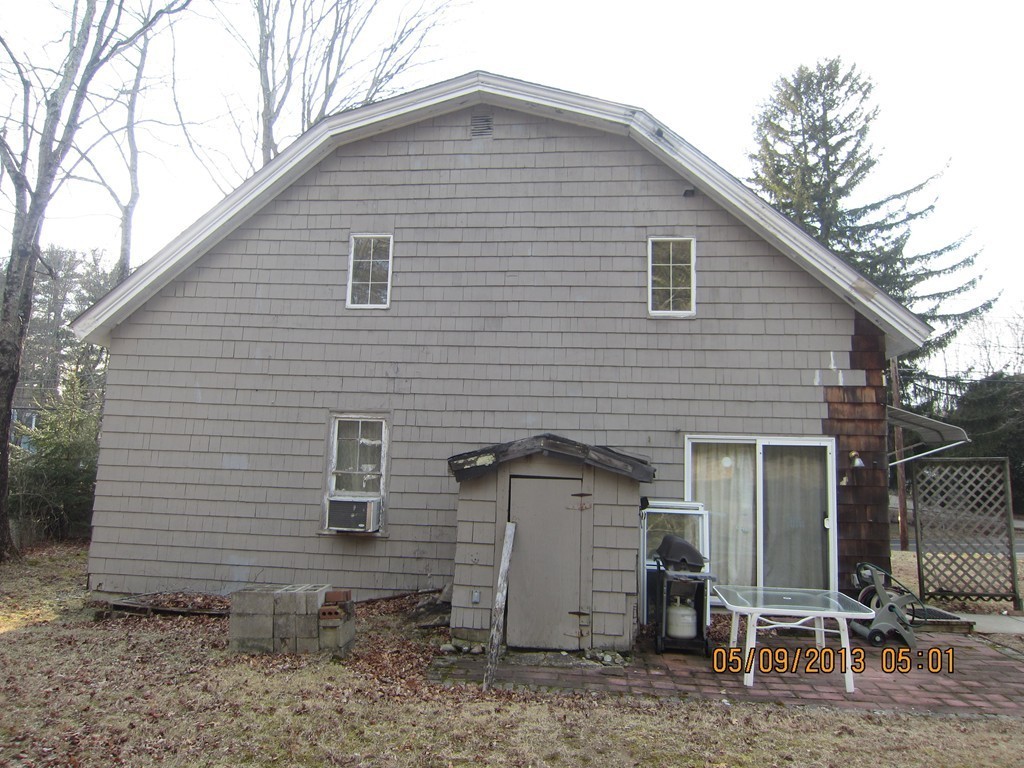 32 Lakeview Road Foxboro, MA 02035 - Photo 4 of 16 Gallery Image 4