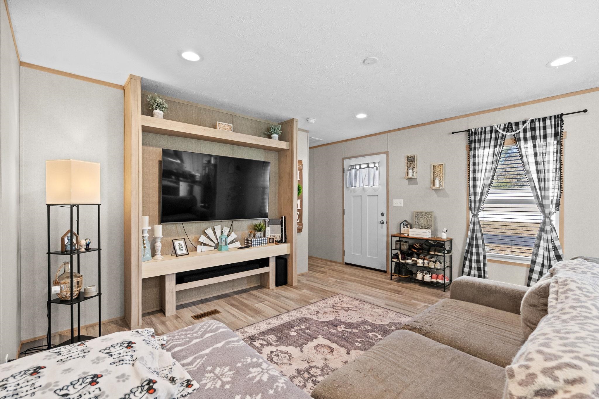 2810 Gobblers Run Conway, SC 29527 - Photo 5 of 35