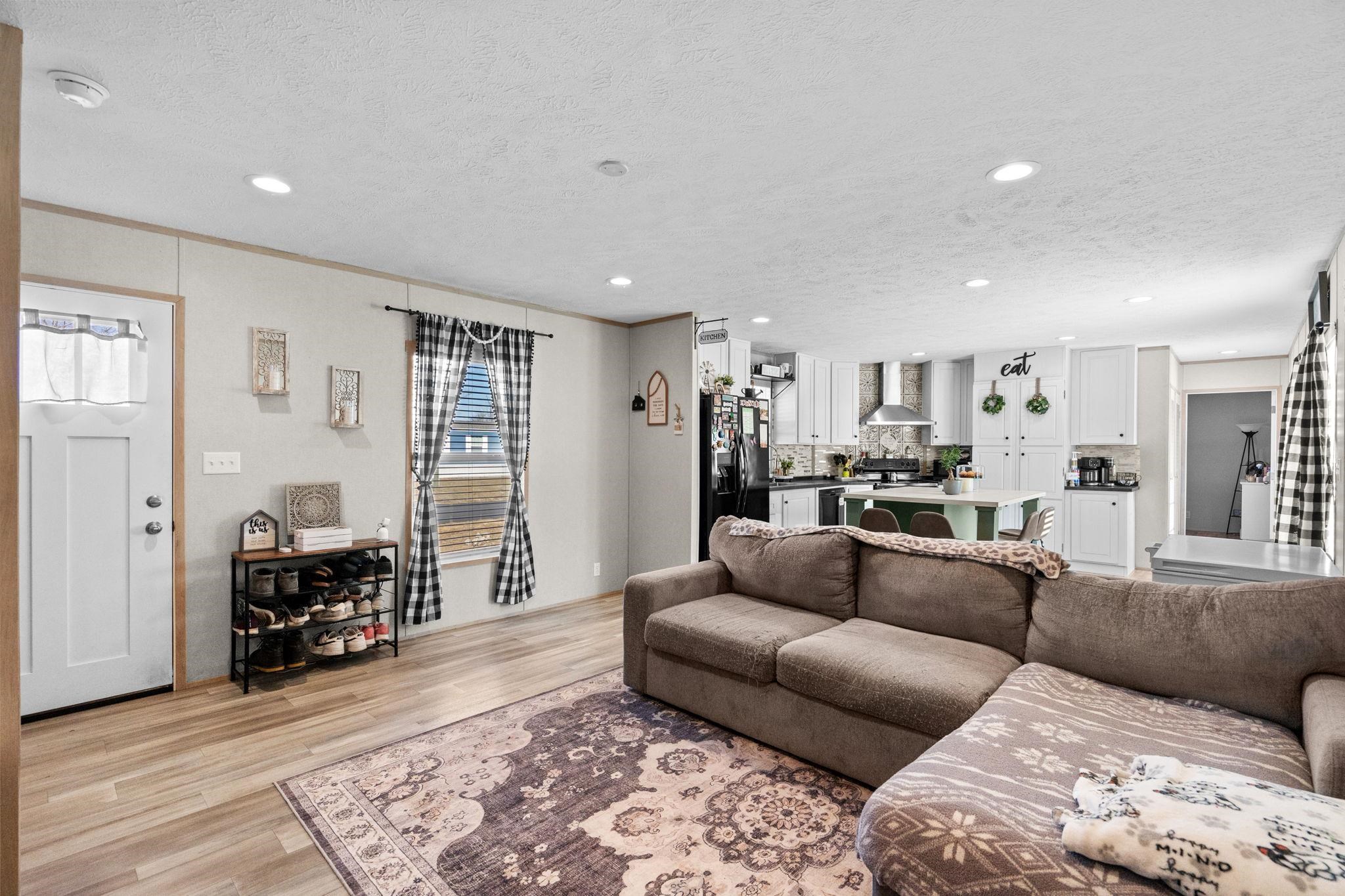 2810 Gobblers Run Conway, SC 29527 - Photo 6 of 35