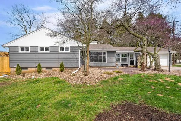 $360,000 | 1601 North Linden Street, Normal, IL 61761