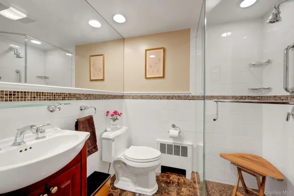 $1,850,000 | 48 Highland Circle, Bronxville, NY 10708