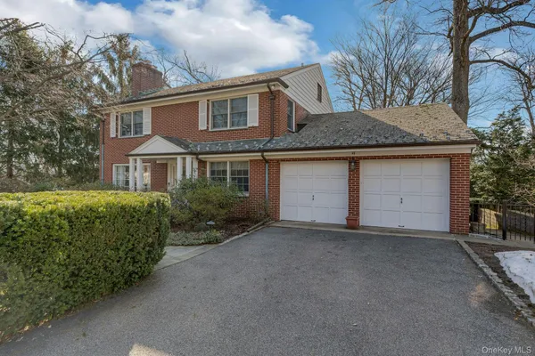 $1,850,000 | 48 Highland Circle, Bronxville, NY 10708