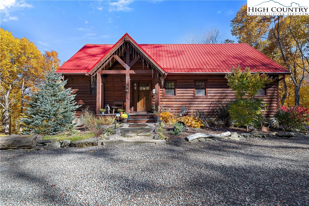 845 Silverleaf Road Zionville, NC 28698 - Photo 2 of 49 Gallery Image 2