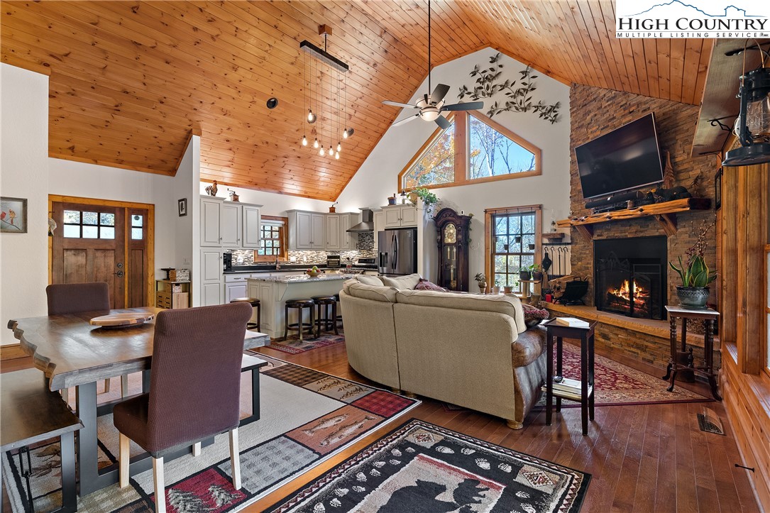 845 Silverleaf Road Zionville, NC 28698 - Photo 5 of 49 Gallery Image 5
