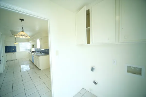 $2,100 | 12618 Bexley Drive, Houston, TX 77099